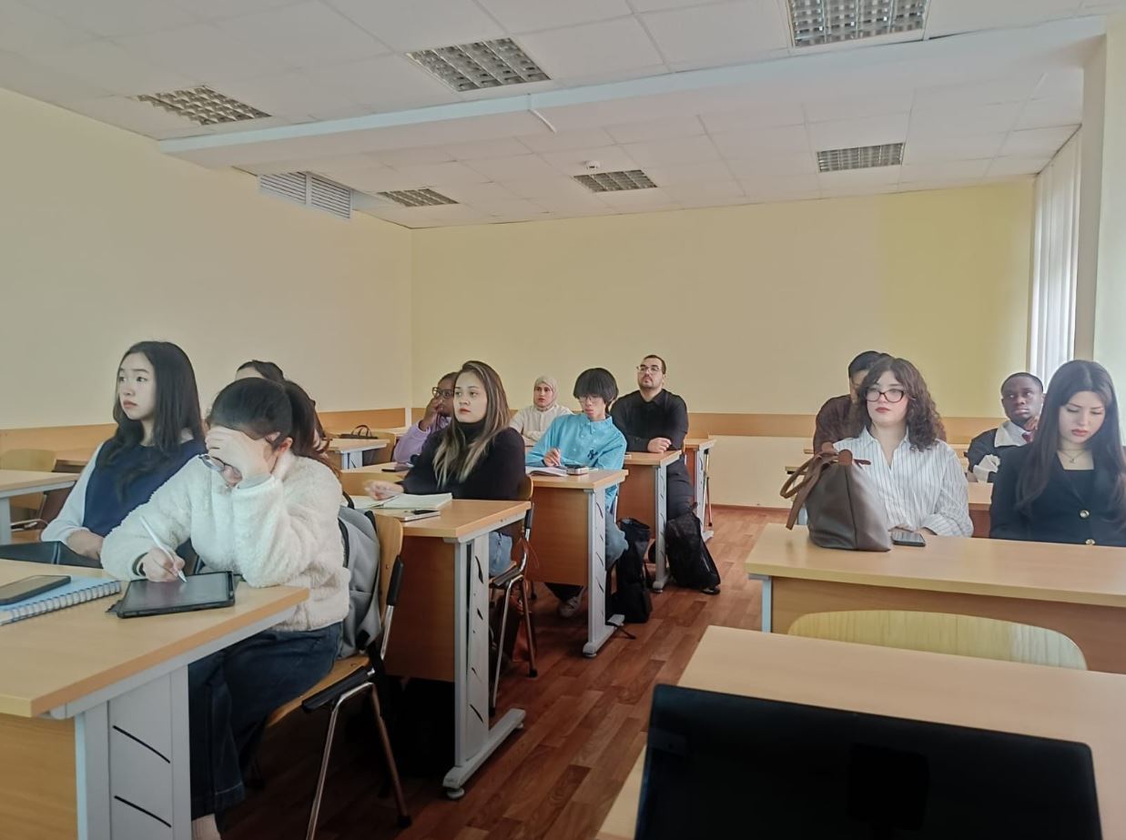 Круглый стол «Международный диалог в сфере образования: от настоящего к будущему» 